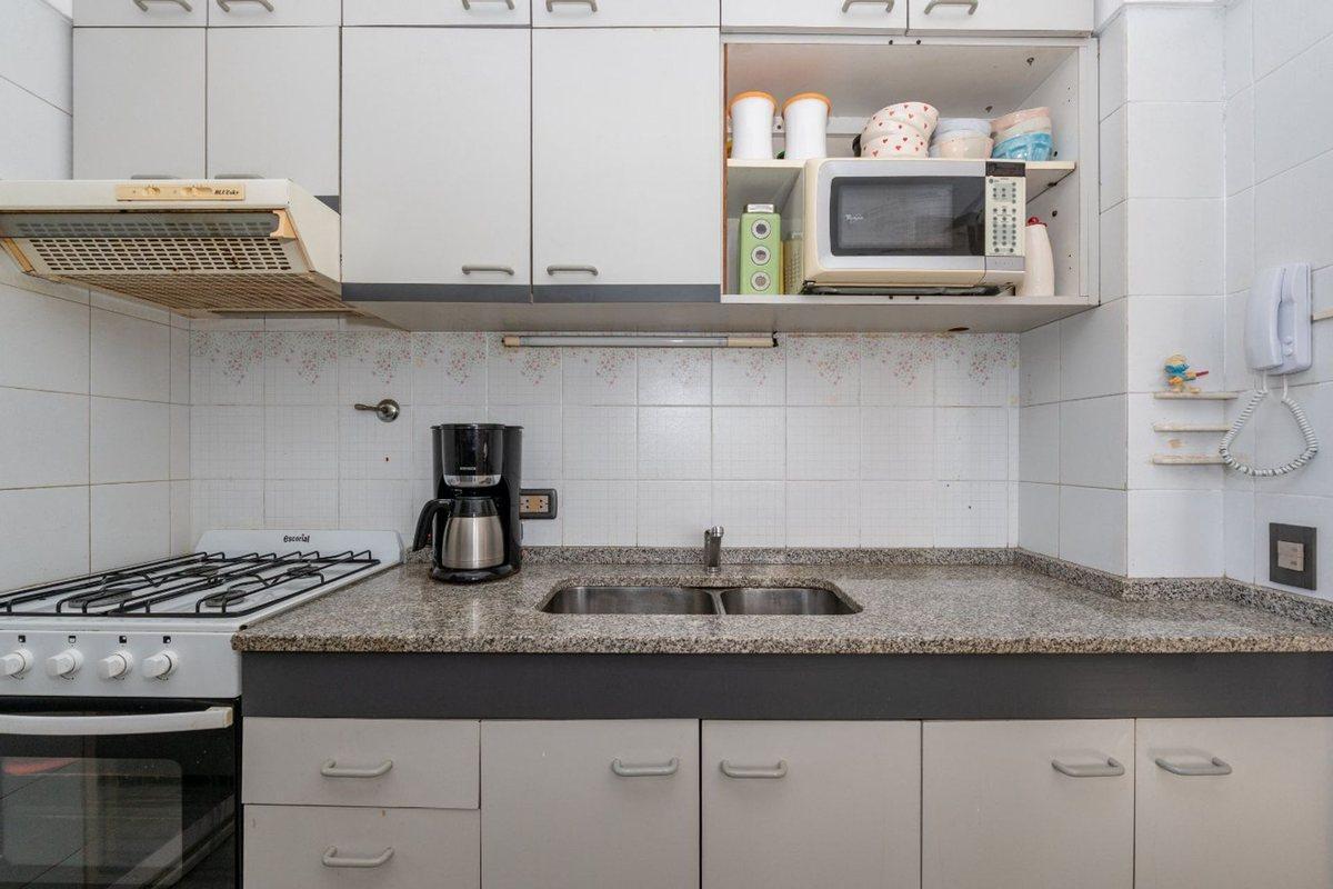 Foto de VENTA 2 AMBIENTES VISTA AL RIO NUÑEZ CON COCHERA, imagen 2