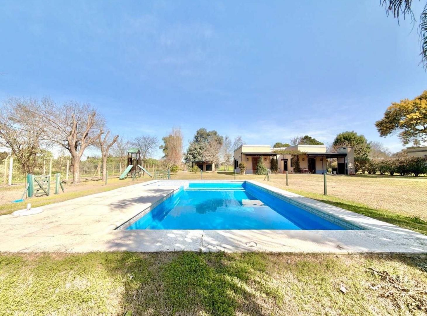 Foto de CASA EN VENTA, CLUB CAMPO SANTA CATALINA, imagen 2