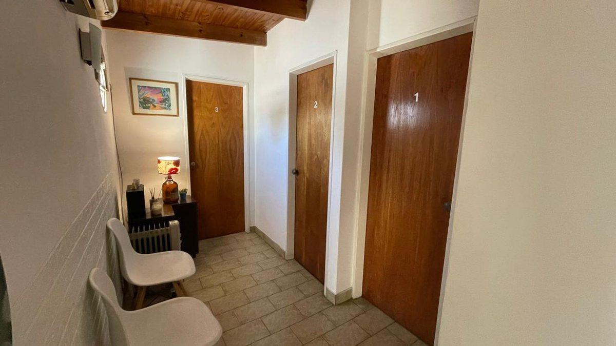 Foto de PH en venta en La Plata, imagen 1
