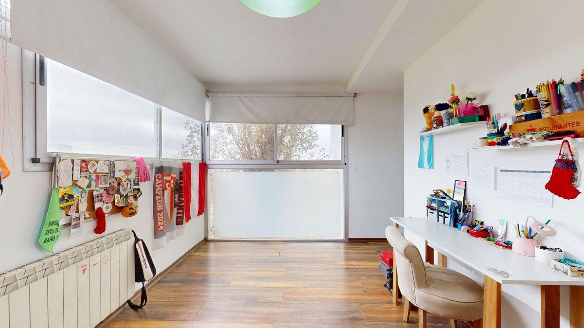 Foto de Casa en VENTA Gonnet, Don Carlos. 3 dorm. y pileta, imagen 4