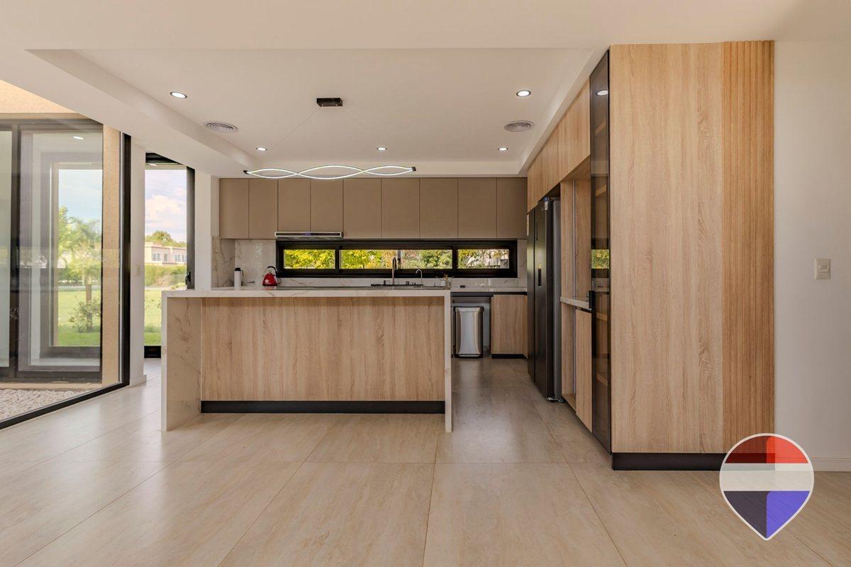 Foto de Casa en Venta en Haras del Sur c piscina climatiza, imagen 4