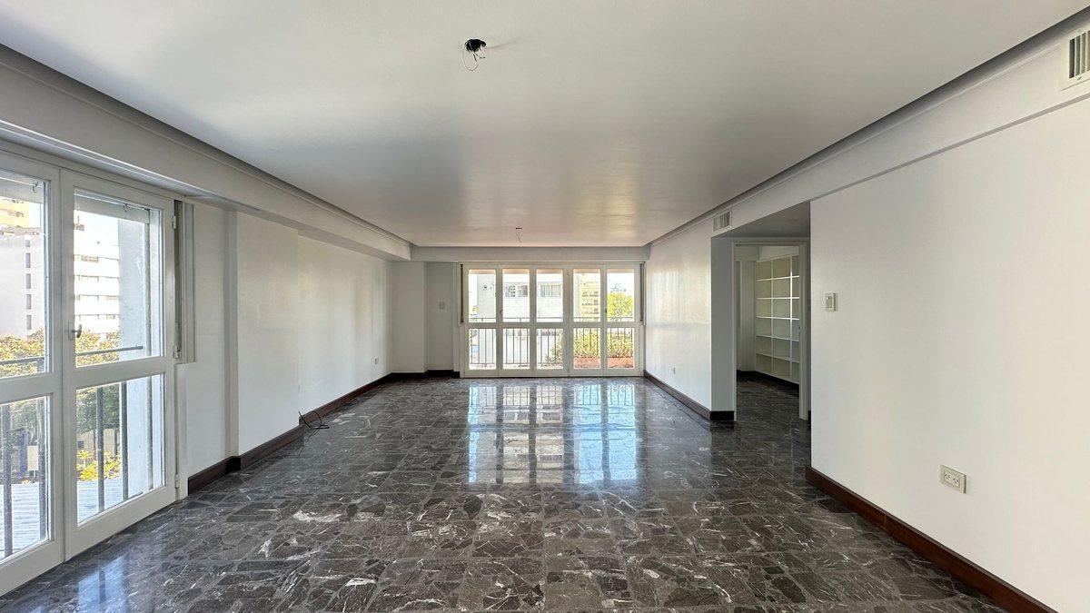 Foto de Departamento en venta La Plata, imagen 2