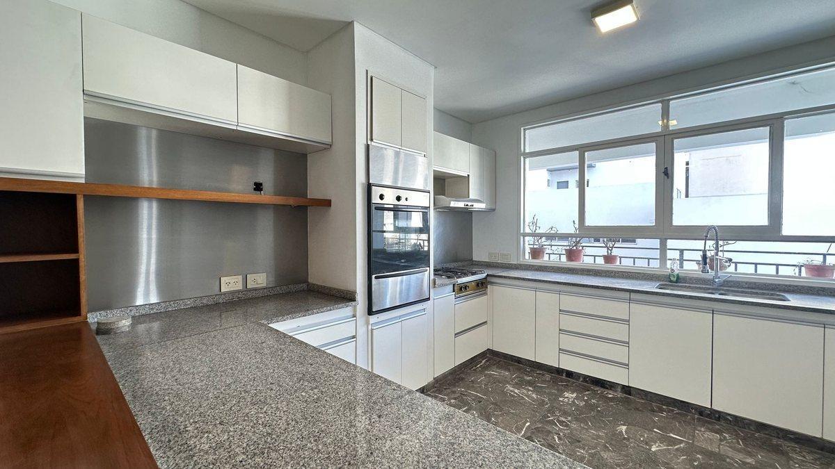 Foto de Departamento en venta La Plata, imagen 1