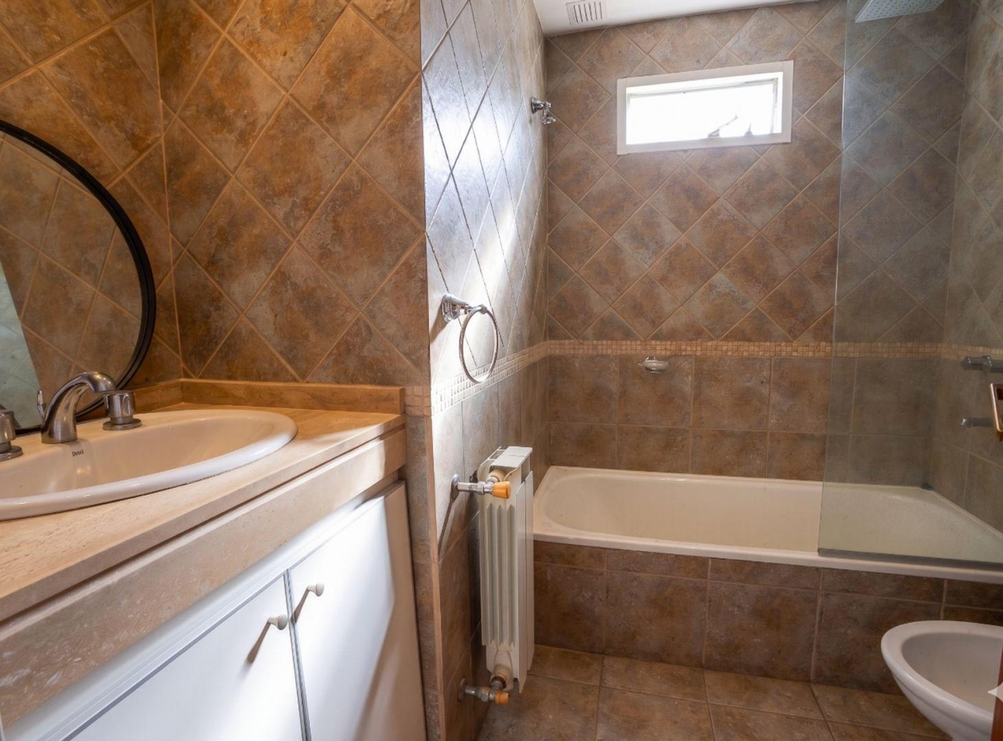 Foto de DEPARTAMENTO SEMIPISO EN VENTA EN LA PLATA, imagen 3