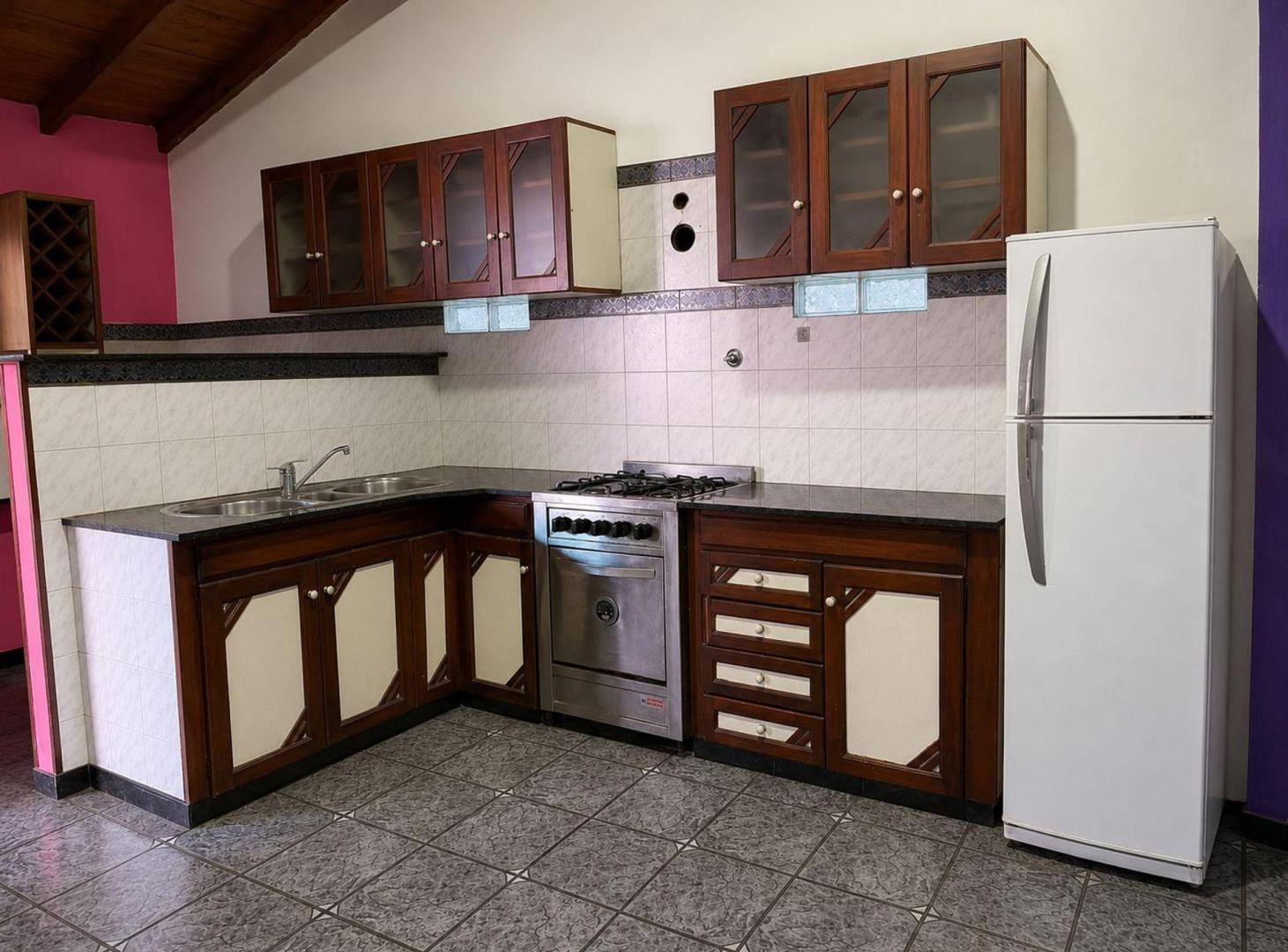 Foto de CASA EN VENTA EN QUILMES, imagen 2