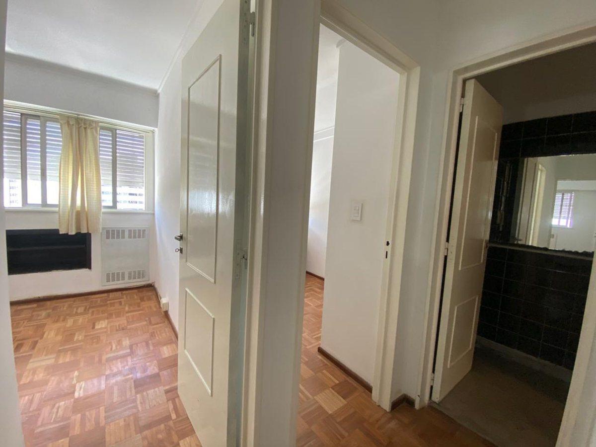 Foto de DEPARTAMENTO 4 DORMITORIOS CON COCHERA EN VENTA, imagen 5