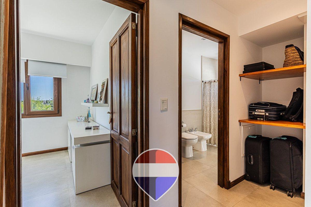 Foto de Casa en VENTA de 3 dorm.. EL MIRADOR Ruta 2, imagen 5