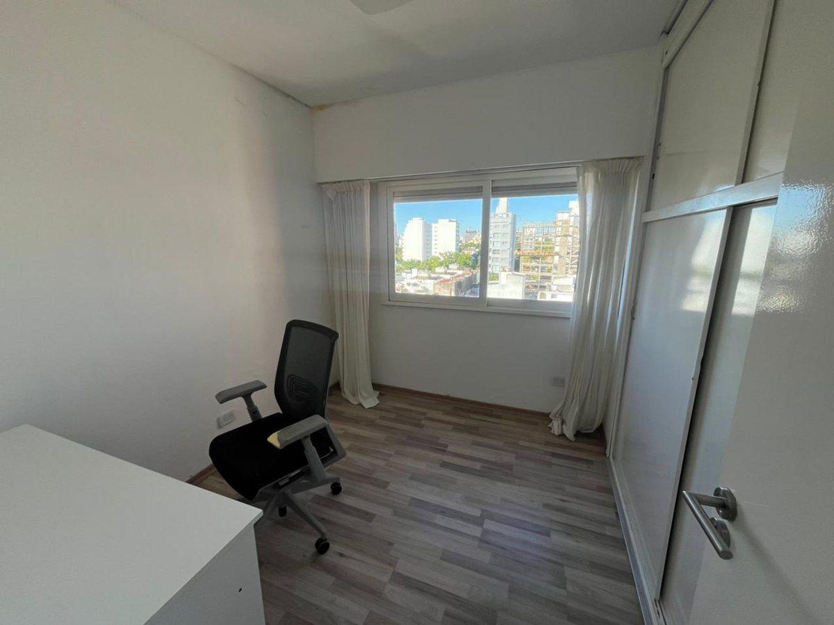 Foto de Departamento en venta dos dormitorios con cochera, imagen 3