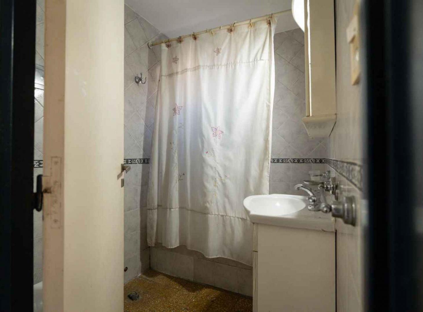 Foto de DEPARTAMENTO EN ALQUILER QUILMES CENTRO, imagen 3
