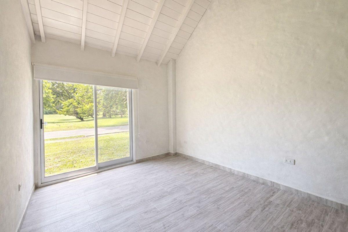 Foto de Casa en venta El Pato Country Club frente al golf, imagen 4