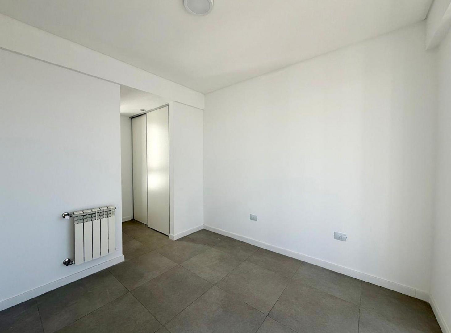 Foto de Venta departamento con balcon a estrenar La Plata, imagen 1