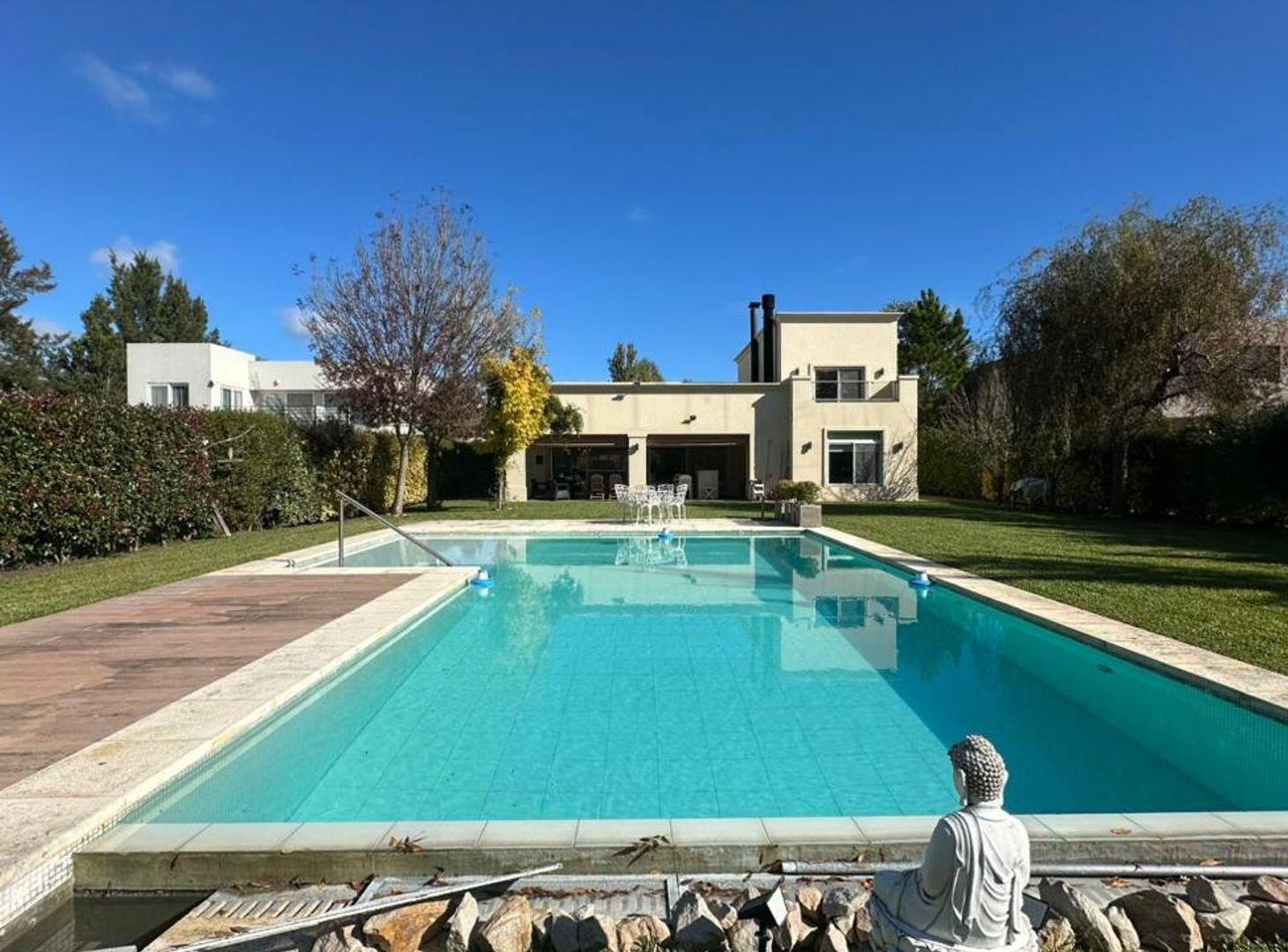 Foto de Casa en venta en Miralagos, imagen 1