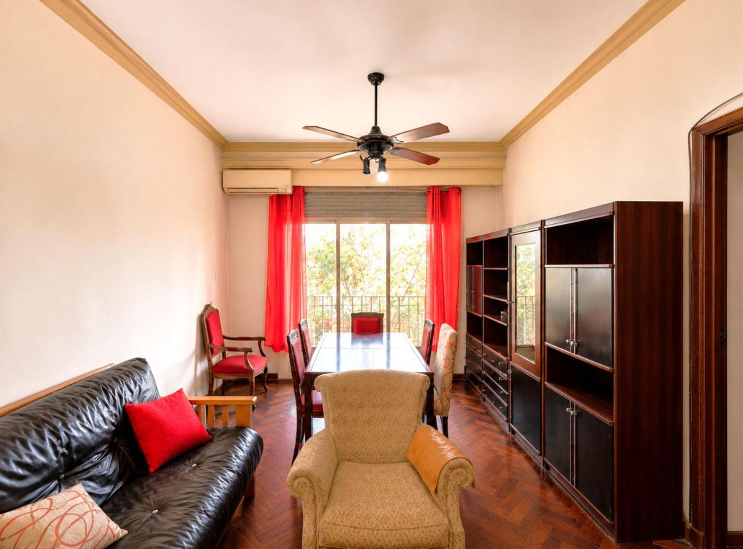 Foto de Venta depto 3 ambientes con dependencia Flores, imagen 2