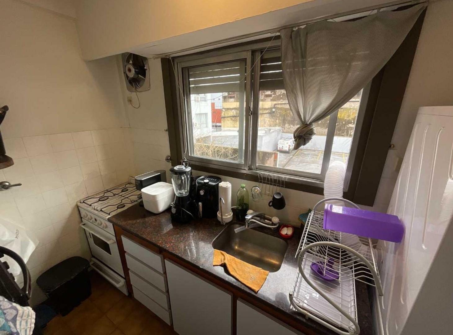 Foto de VENTA DEPARTAMENTO 2 AMBIENTES QUILMES COCHERA, imagen 3