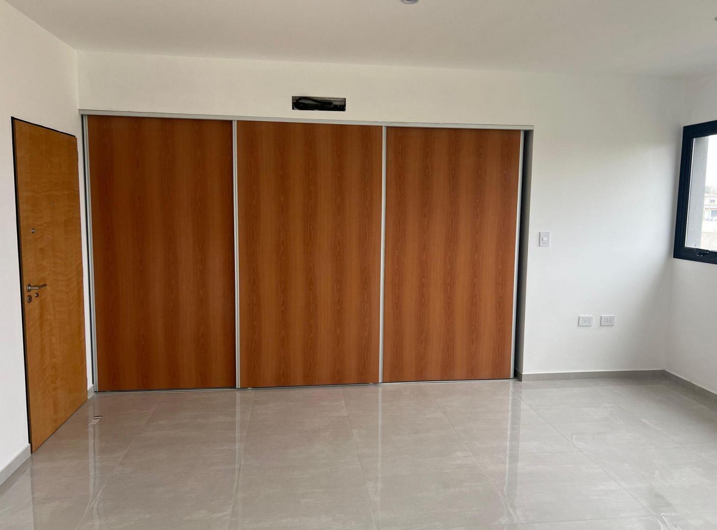 Foto de Oficina con Cochera en Venta en Gorina, imagen 4
