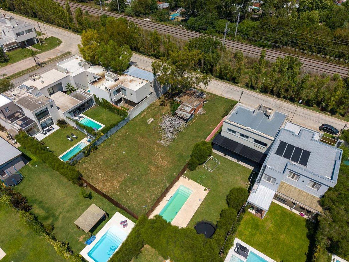 Foto de LOTE EN VENTA EN EL QUIMILAR CITY BELL, imagen 1