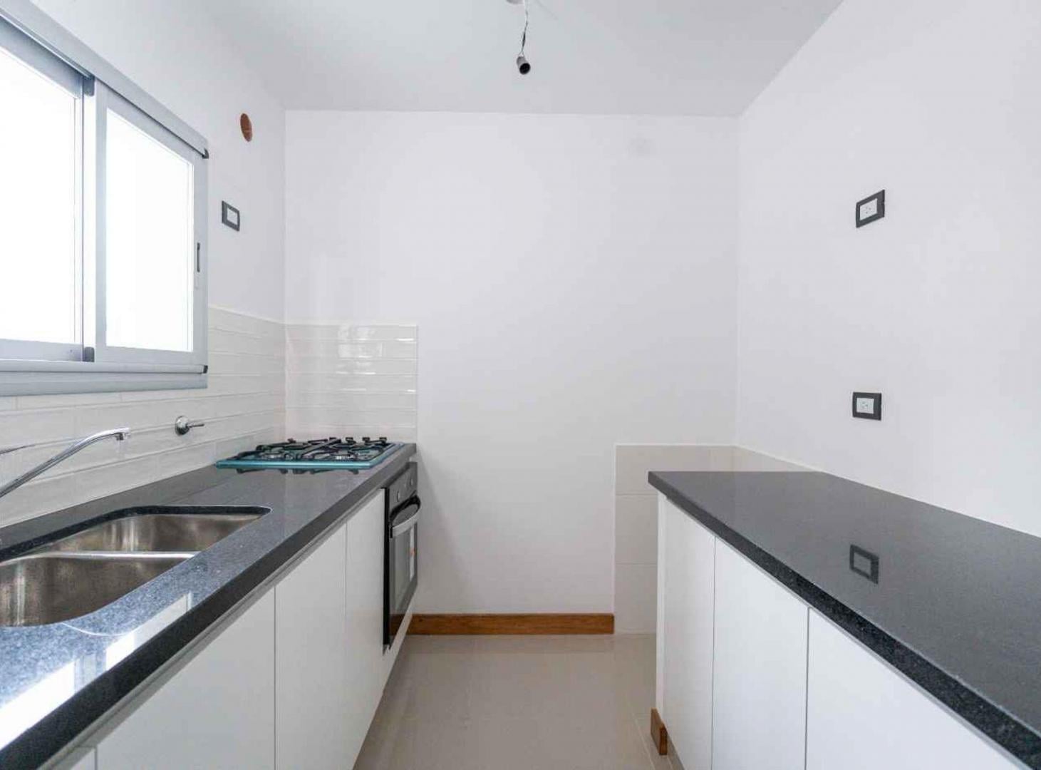 Foto de DEPARTAMENTO EN VENTA LA PLATA, imagen 1
