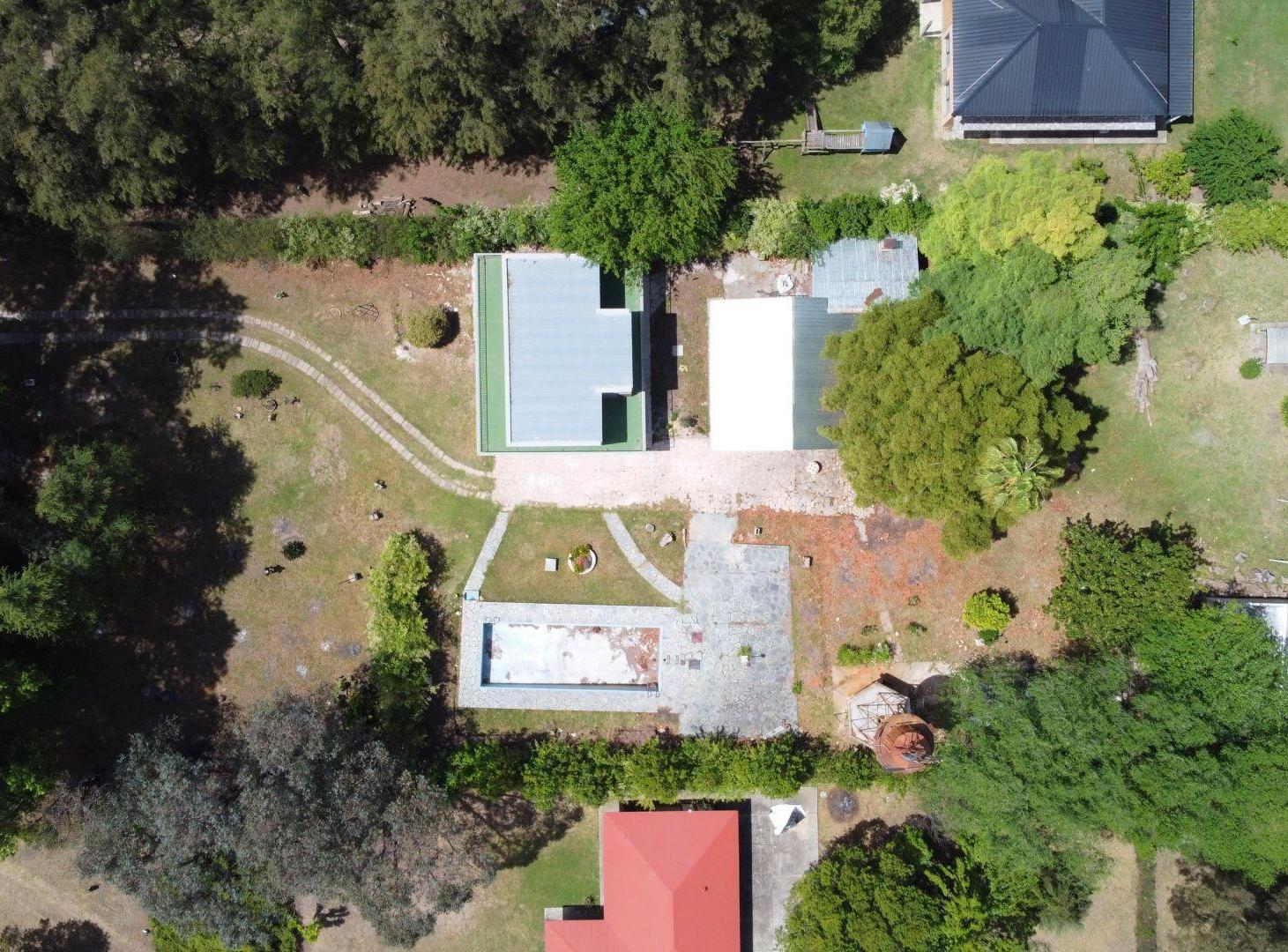 Foto de Casa en VENTA Ruta 2 km 52 con quincho y pileta, imagen 2