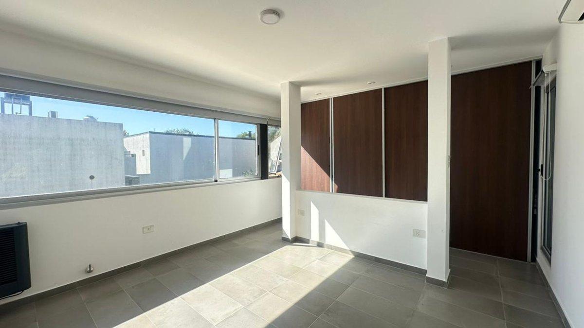 Foto de Casa en venta en City Bell, imagen 2