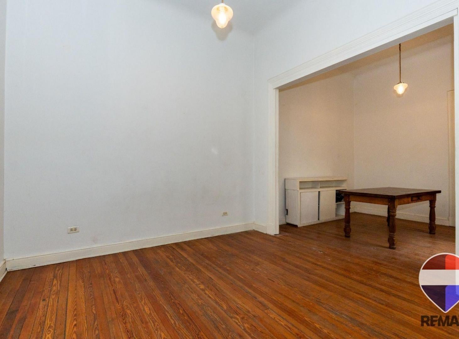 Foto de VENTA EXCELENTE DEPTO 2 AMB Y 1/2 EN SAN TELMO, imagen 2