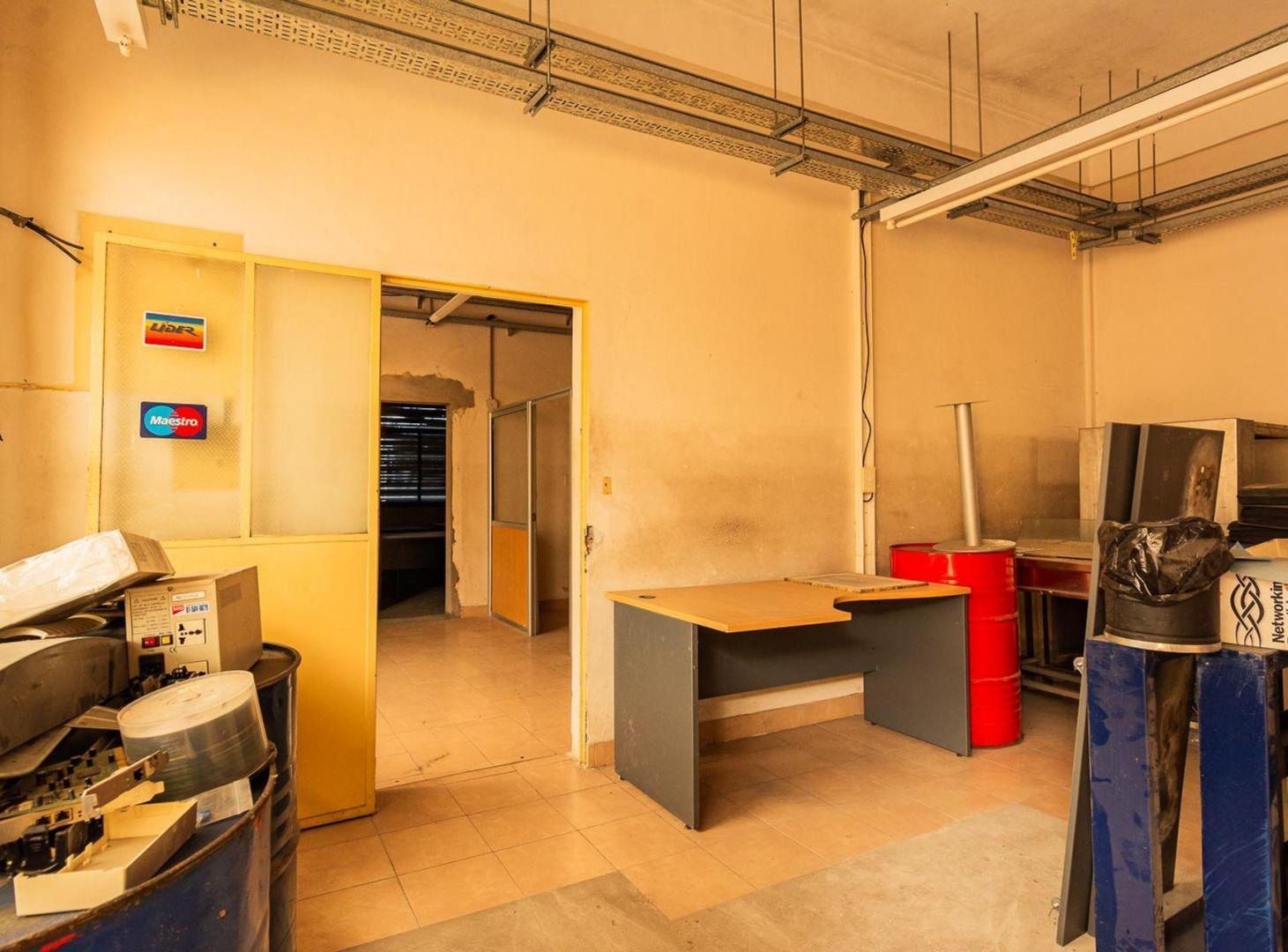 Foto de ALQUILER EDIFICIO-GALPON-DEPOSITO-OFICINAS-TEMPLO, imagen 4