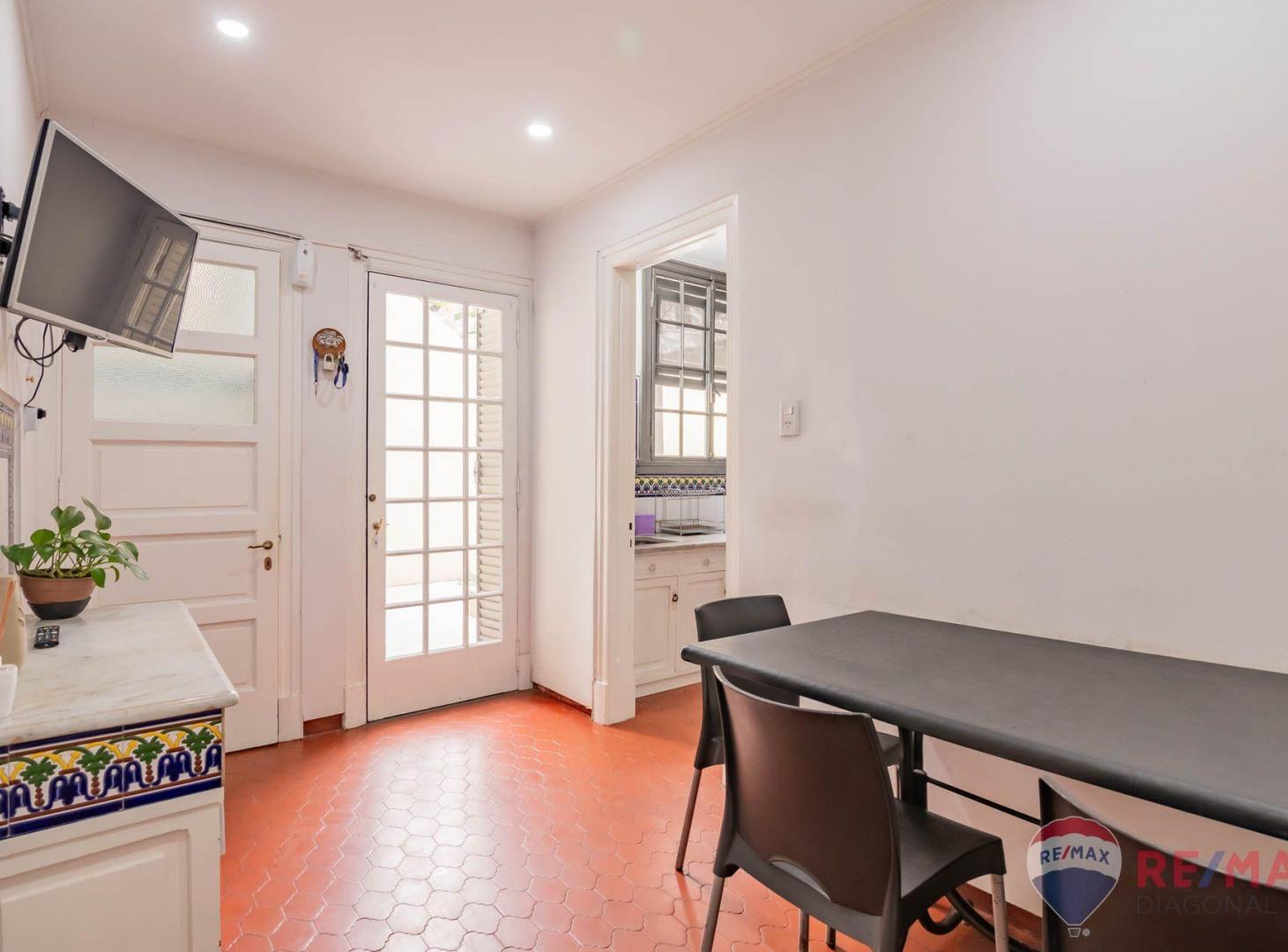 Foto de CASA DE ESTILO RECICLADA A NUEVO EN VENTA LA PLATA, imagen 5
