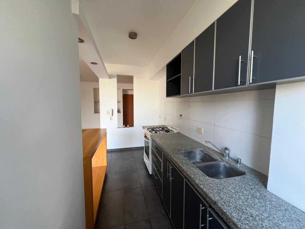Foto de Departamento en venta en La Plata, imagen 2