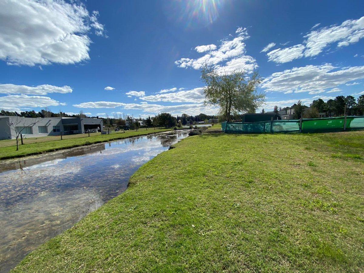 Foto de LOTE EN VENTA EN MIRALAGOS, imagen 1