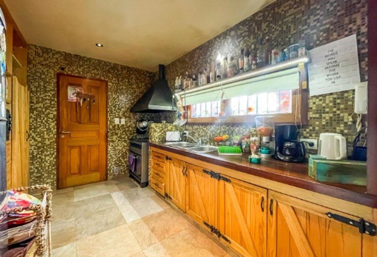 Foto de CASA EN VENTA GONNET, imagen 1