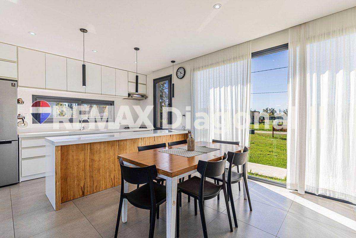 Foto de Casa en Venta en Campos de Roca II, imagen 4