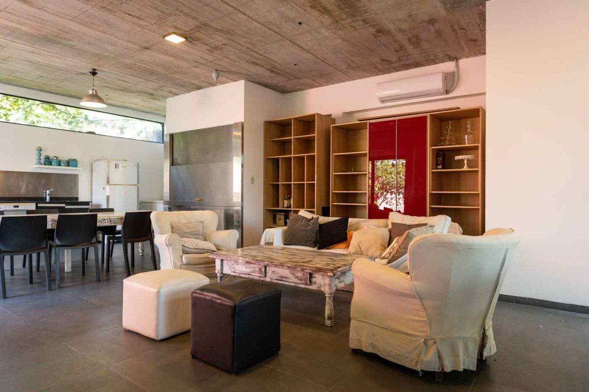Foto de CASA EN VENTA EN LA PLATA, imagen 5