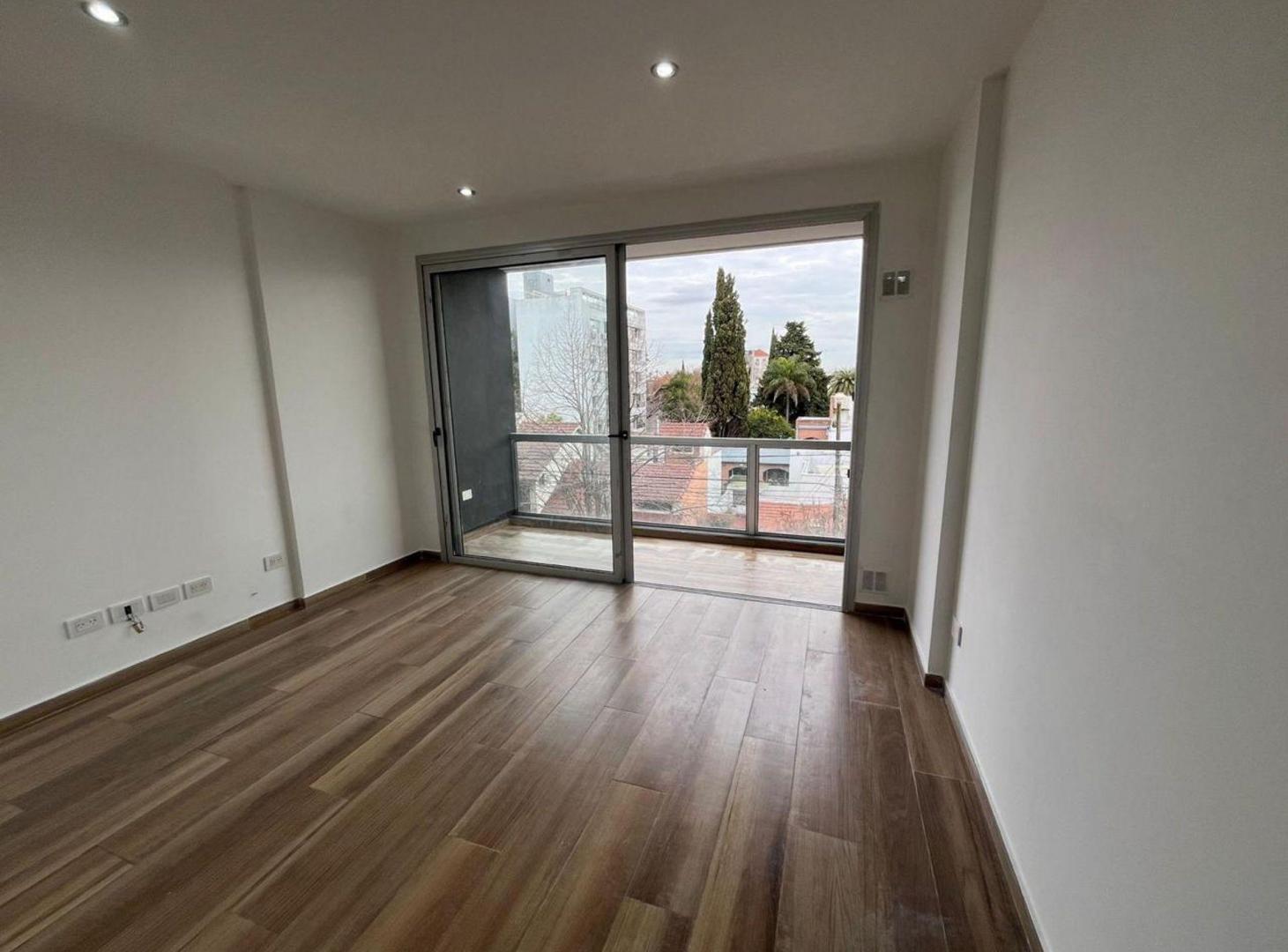 Foto de MONOAMBIENTE EN VENTA EN LA PLATA, imagen 1