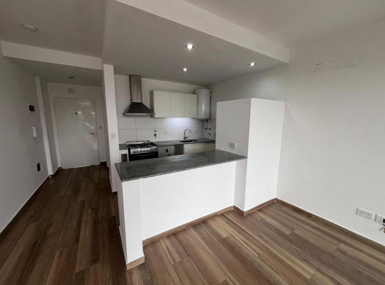 Foto de MONOAMBIENTE EN VENTA EN LA PLATA, imagen 3