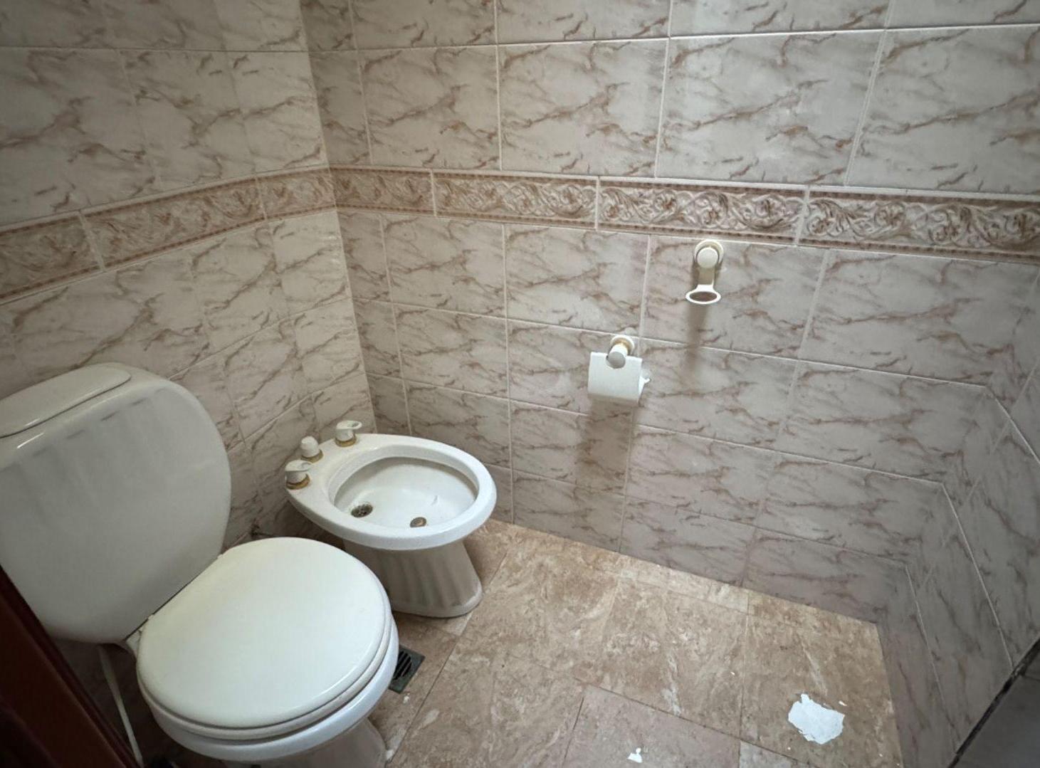 Foto de CASA DE 3 DORMITORIOS EN DOS PLANTAS QUILMES, imagen 3