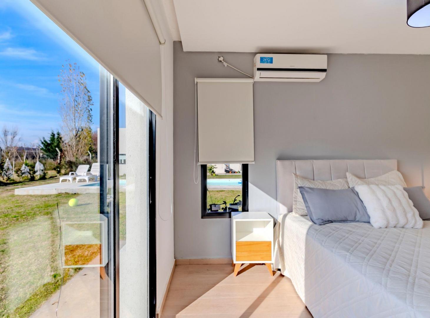 Foto de CASAS EN VENTA, PILETA, PARQUE Y QUINCHO, imagen 5