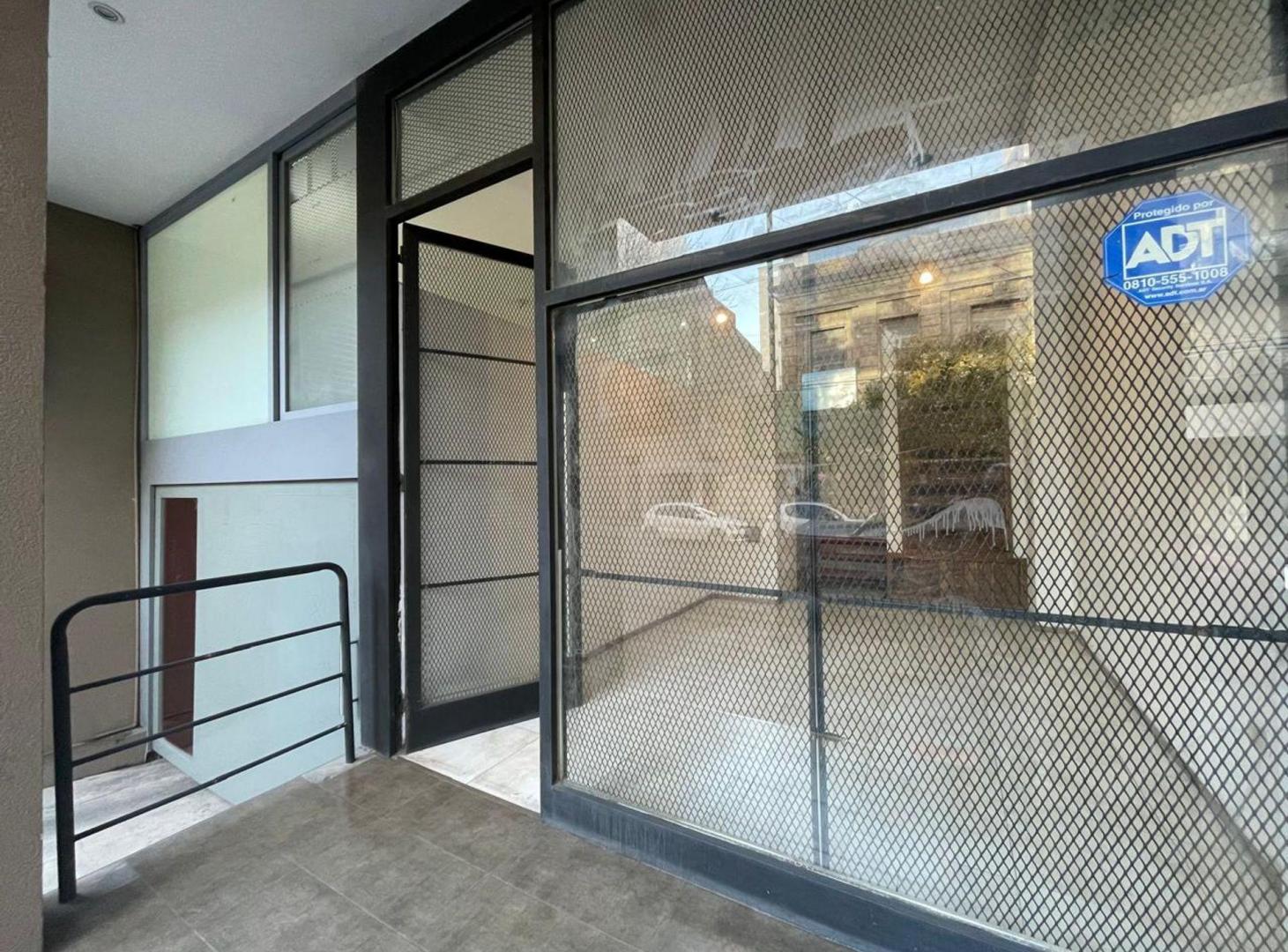 Foto de Local en alquiler La Plata, imagen 2