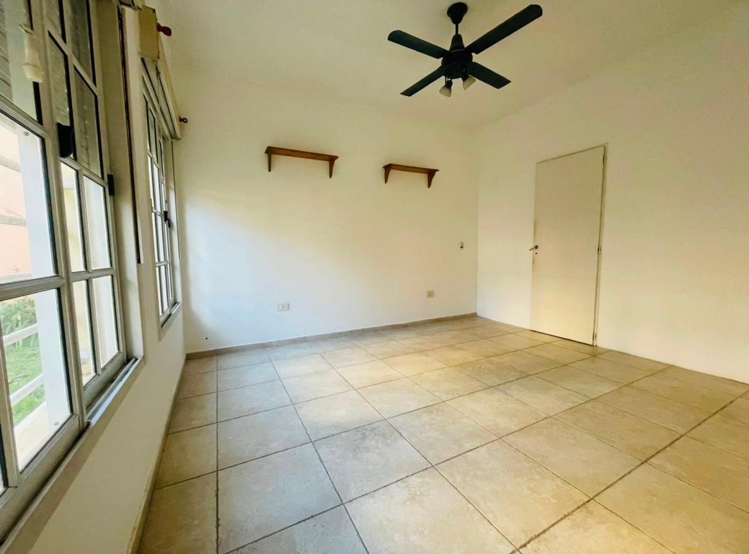 Foto de Departamento en alquiler en La Plata, imagen 3