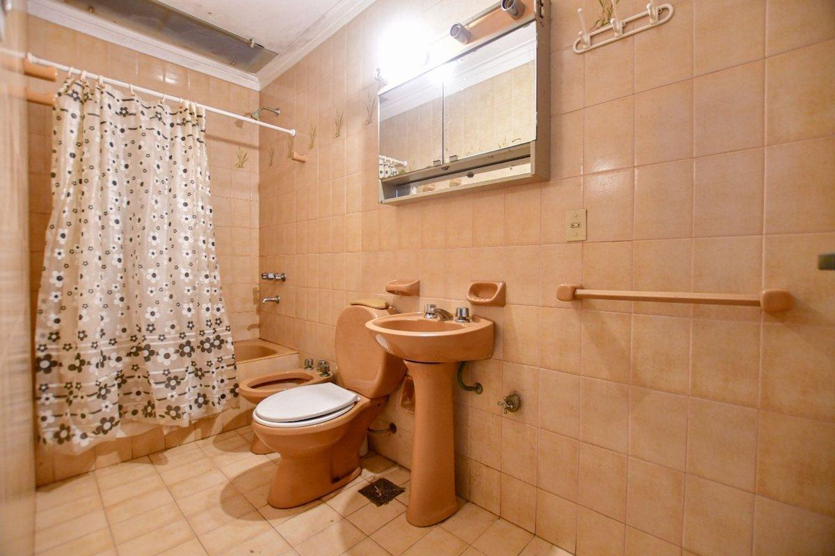 Foto de CASA TIPO TRIPLEX EN VENTA - LA PLATA, imagen 5