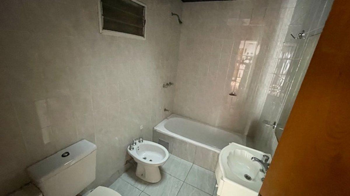 Foto de Departamento en alquiler La Plata, imagen 2