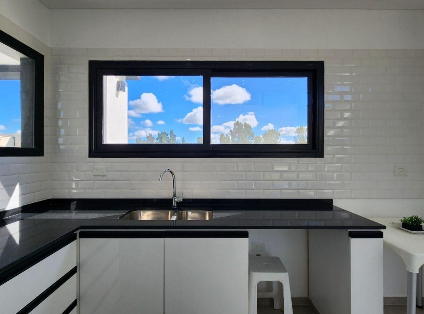 Foto de CASA EN VENTA EN AREA 60 LA VICTORIA POLO, imagen 3