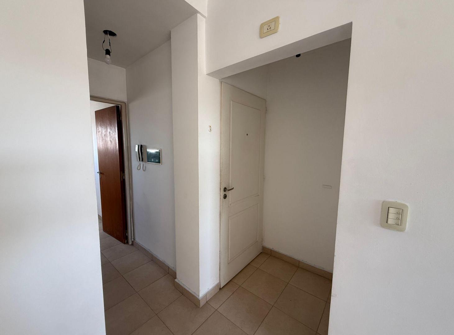 Foto de ALQUILER DEPARTAMENTO MONOAMBIENTE LA PLATA, imagen 2