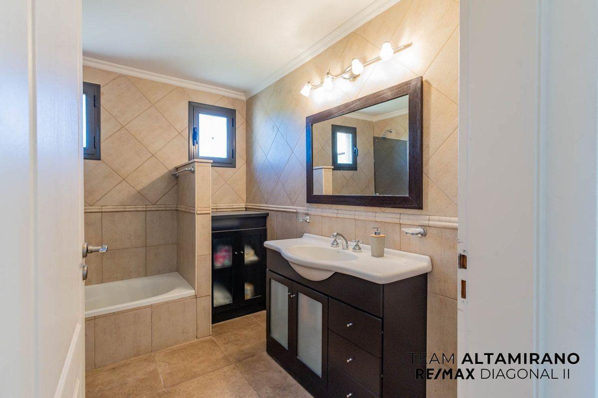 Foto de CASA EN VENTA 3 DORMITORIOS, imagen 3
