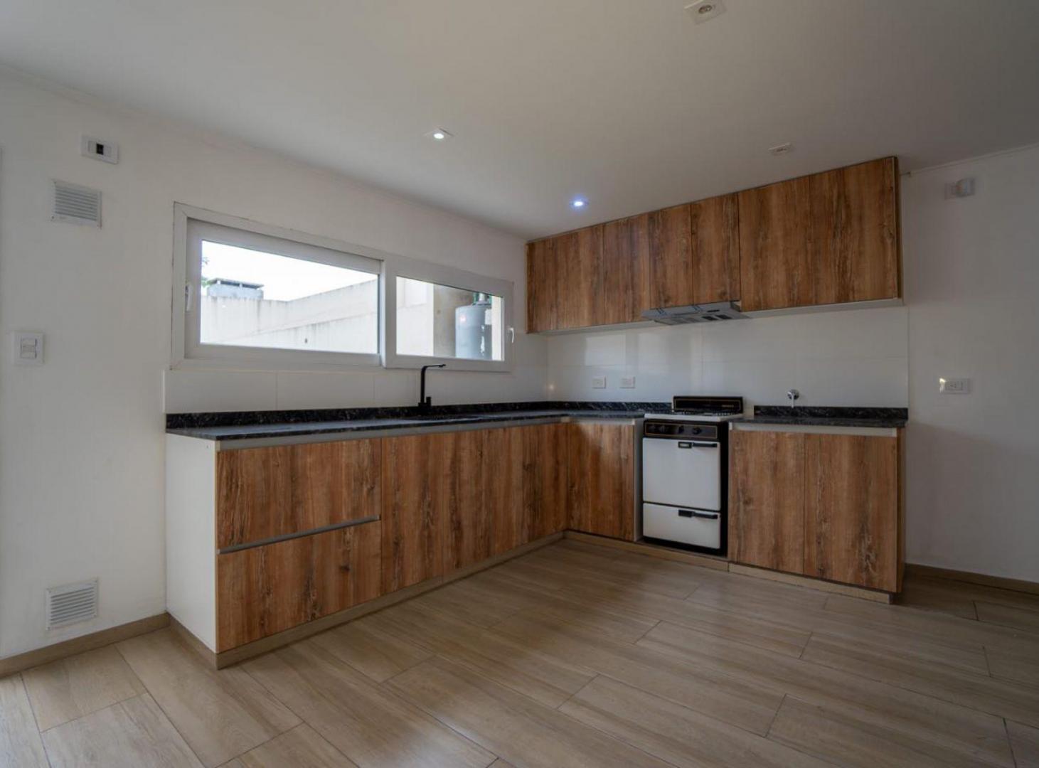 Foto de CASA EN VENTA LA PLATA A ESTRENAR, imagen 5