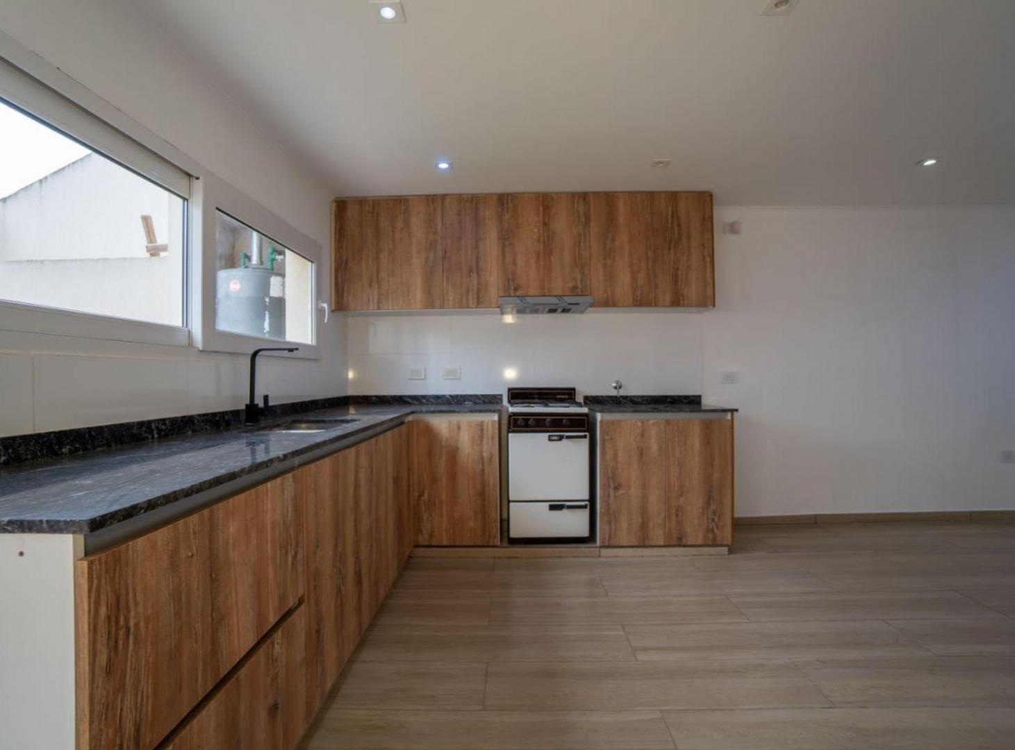 Foto de CASA EN VENTA LA PLATA A ESTRENAR, imagen 3