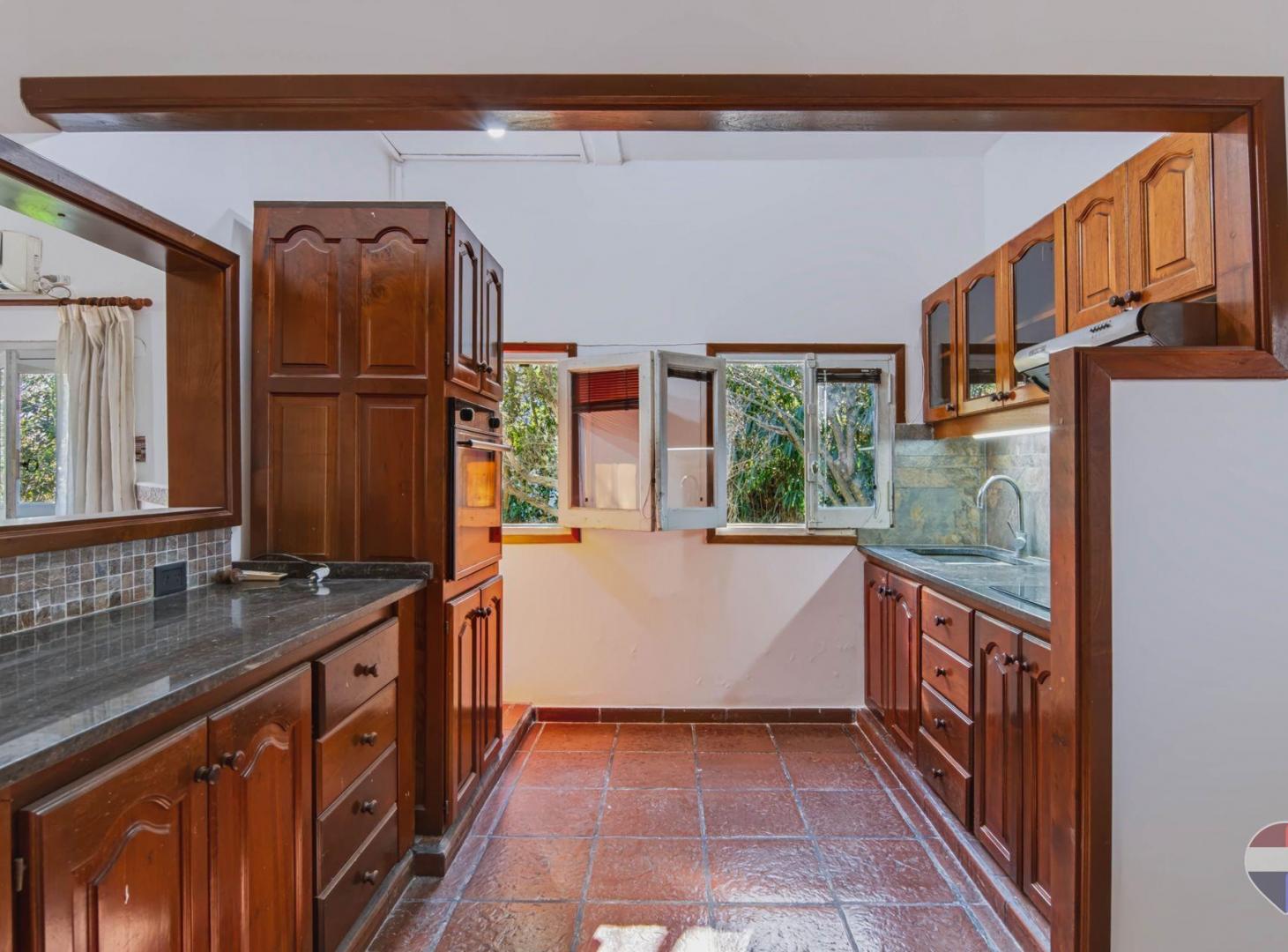 Foto de CASA EN VENTA EN CITY BELL ENTRE CAMINOS, imagen 2