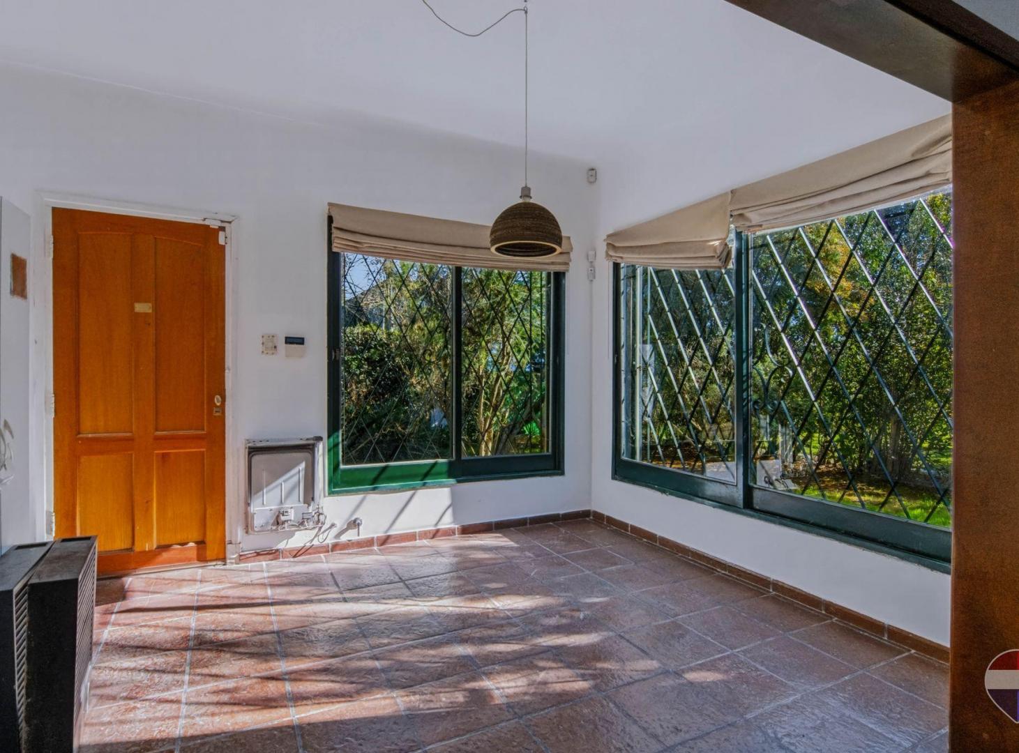 Foto de CASA EN VENTA EN CITY BELL ENTRE CAMINOS, imagen 1