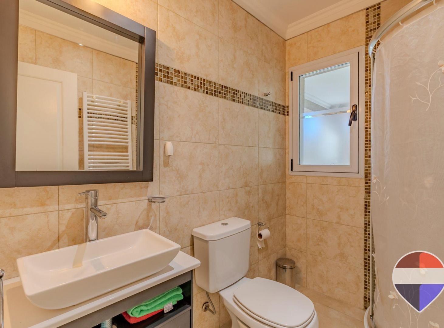 Foto de CASA EN VENTA 4 DORMITORIOS, imagen 4