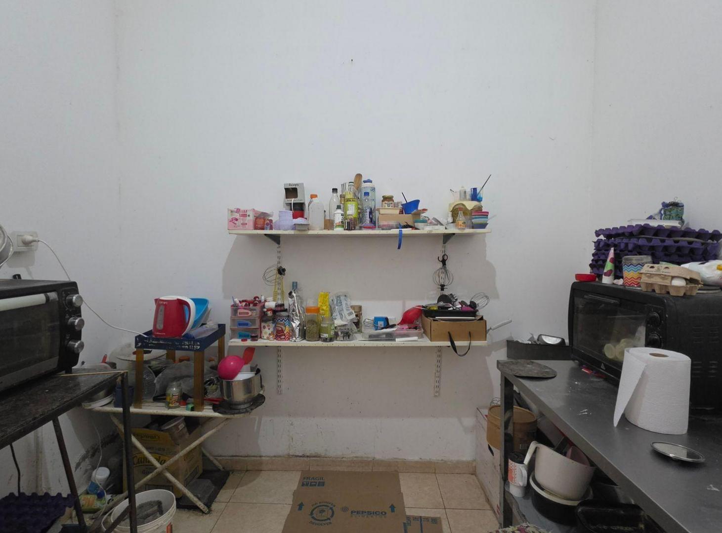 Foto de LOCAL EN VENTA EN GONNET, imagen 1