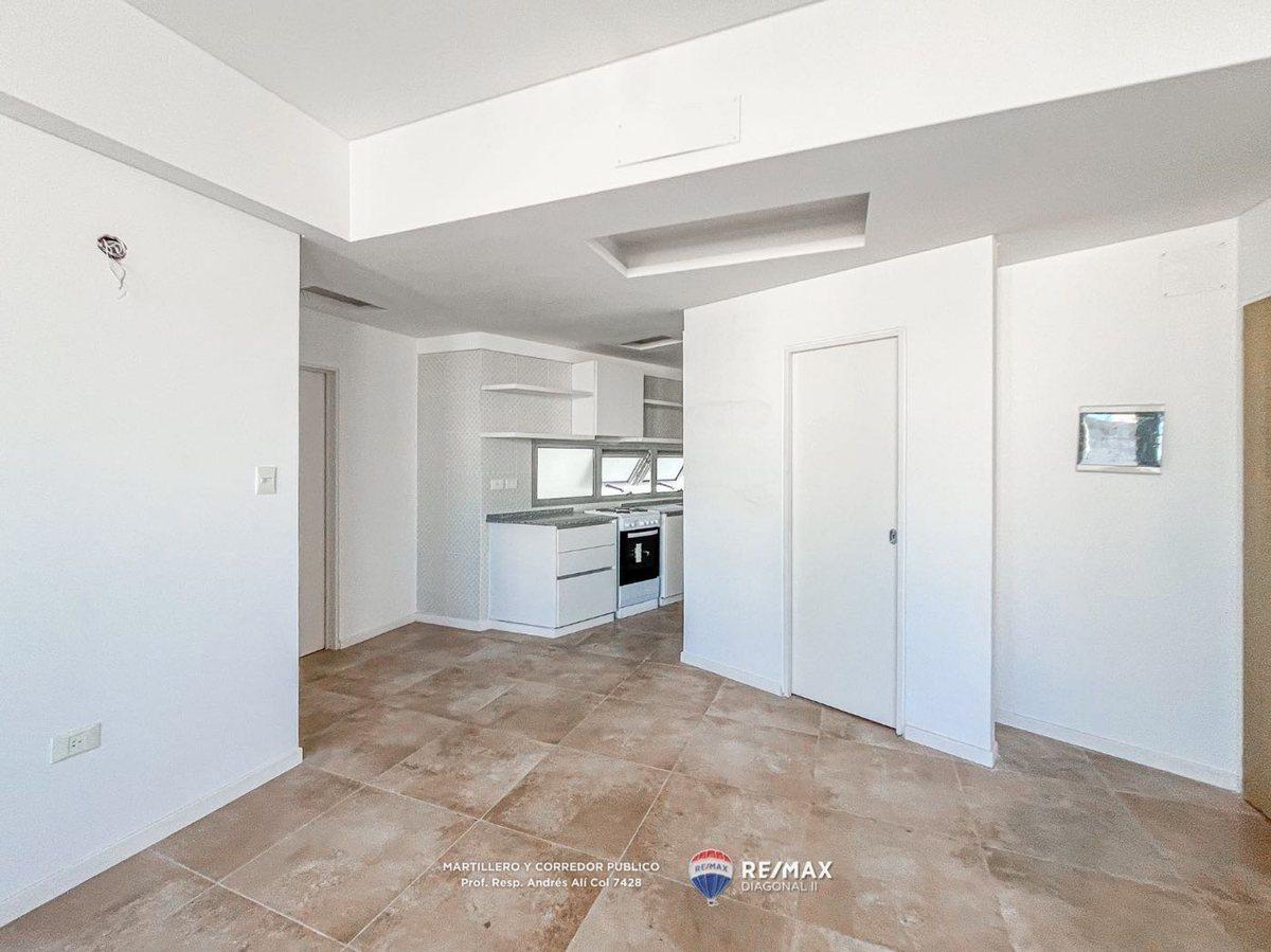 Foto de DEPARTAMENTO EN VENTA CON COCHERA EN LA PLATA, imagen 3