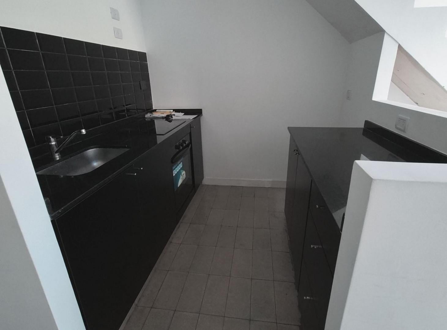 Foto de DEPARTAMENTO 2 AMBIENTES VENTA VILLA URQUIZA, imagen 2